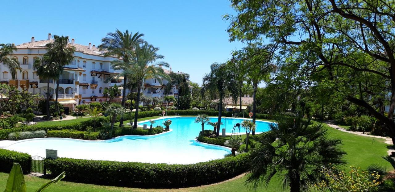 Chez Migs & Luci. Marbella. Milla De Oro. Golden Mille Apartman Kültér fotó